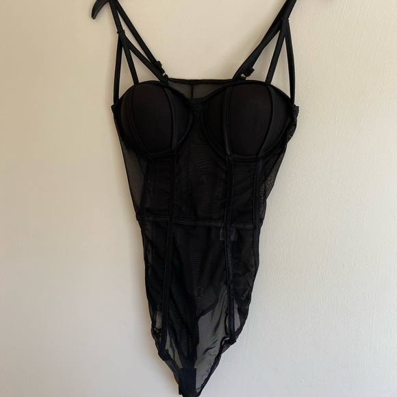 New Brazilian bodysuit - Picture 2 of 7